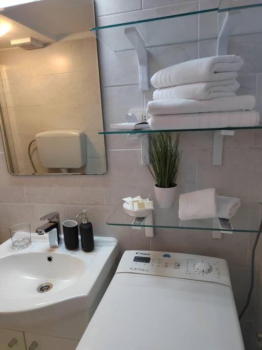 Studio Apartman Tadic Матульи Экстерьер фото